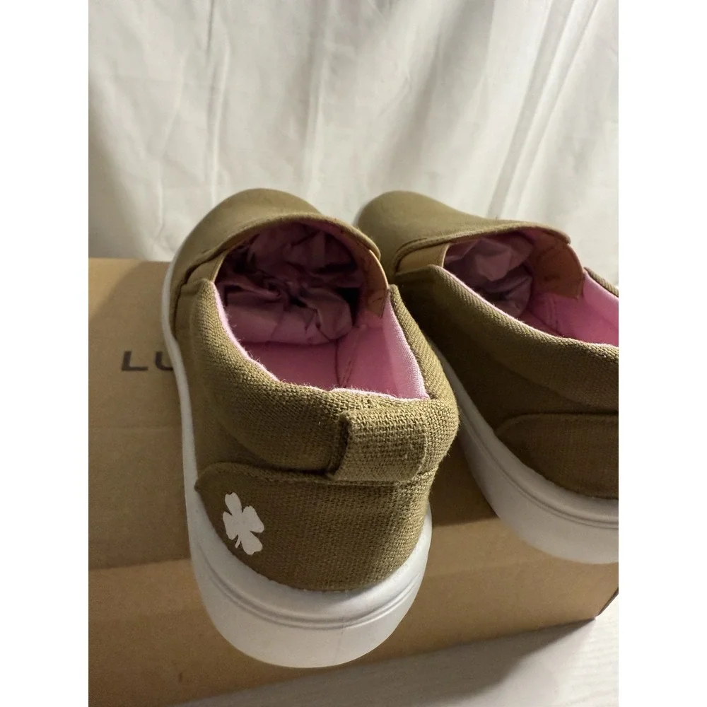 Lucky Brand Girls Slip On Shoe Size 1M New In Box